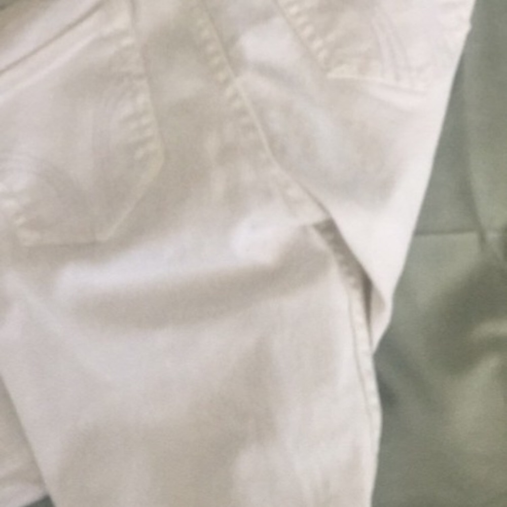 White Hollister jeans